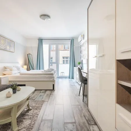 Blue Sky * Budapeszt